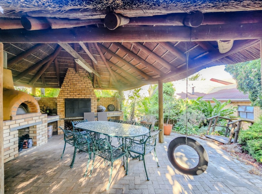 4 Bedroom Property for Sale in Durbanville Western Cape